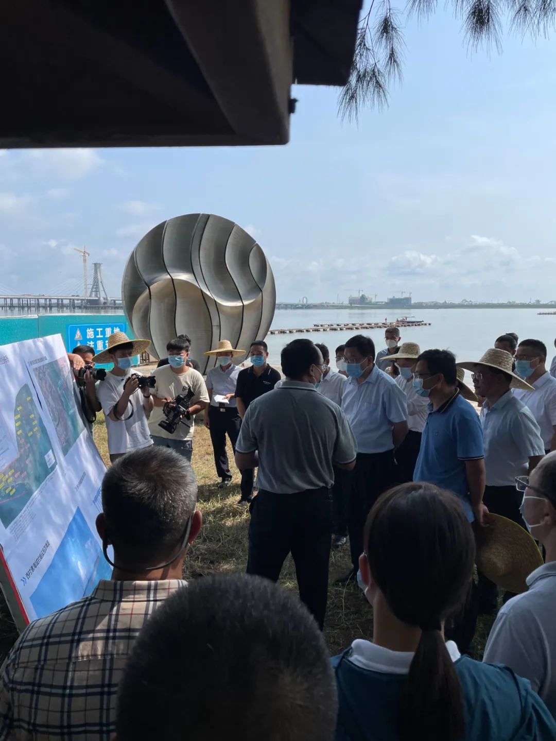 廣西北海銀海區建成30公里長海上防疫阻攔設施