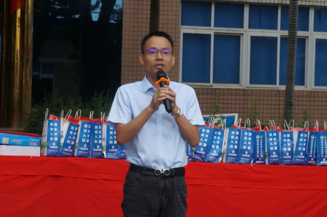 1697075299865067.jpg 8.jpg