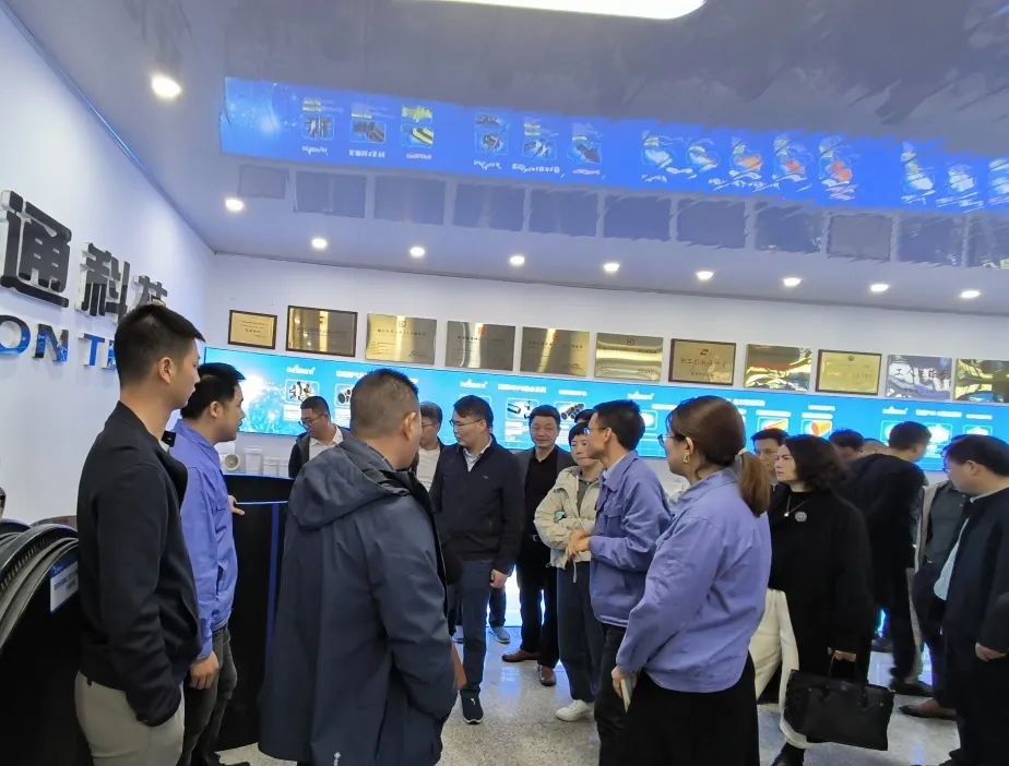 1703121796140787.jpg 4.jpg